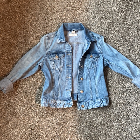 Jean jacket - Picture 2 of 4